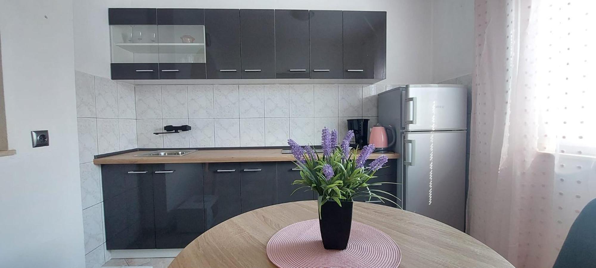 Apartments Mestral Baska Voda Exterior photo